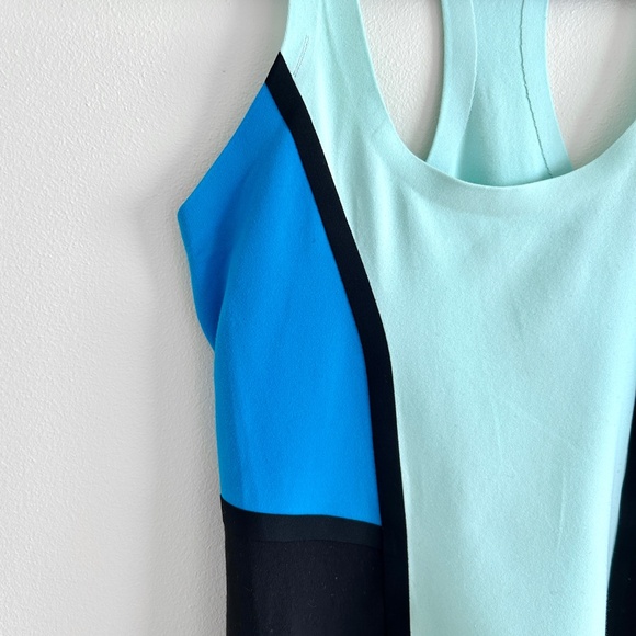 lululemon Cool Racerback Tank Top Blue Colourblock for Running Training Size 2 - Picture 4 of 9
